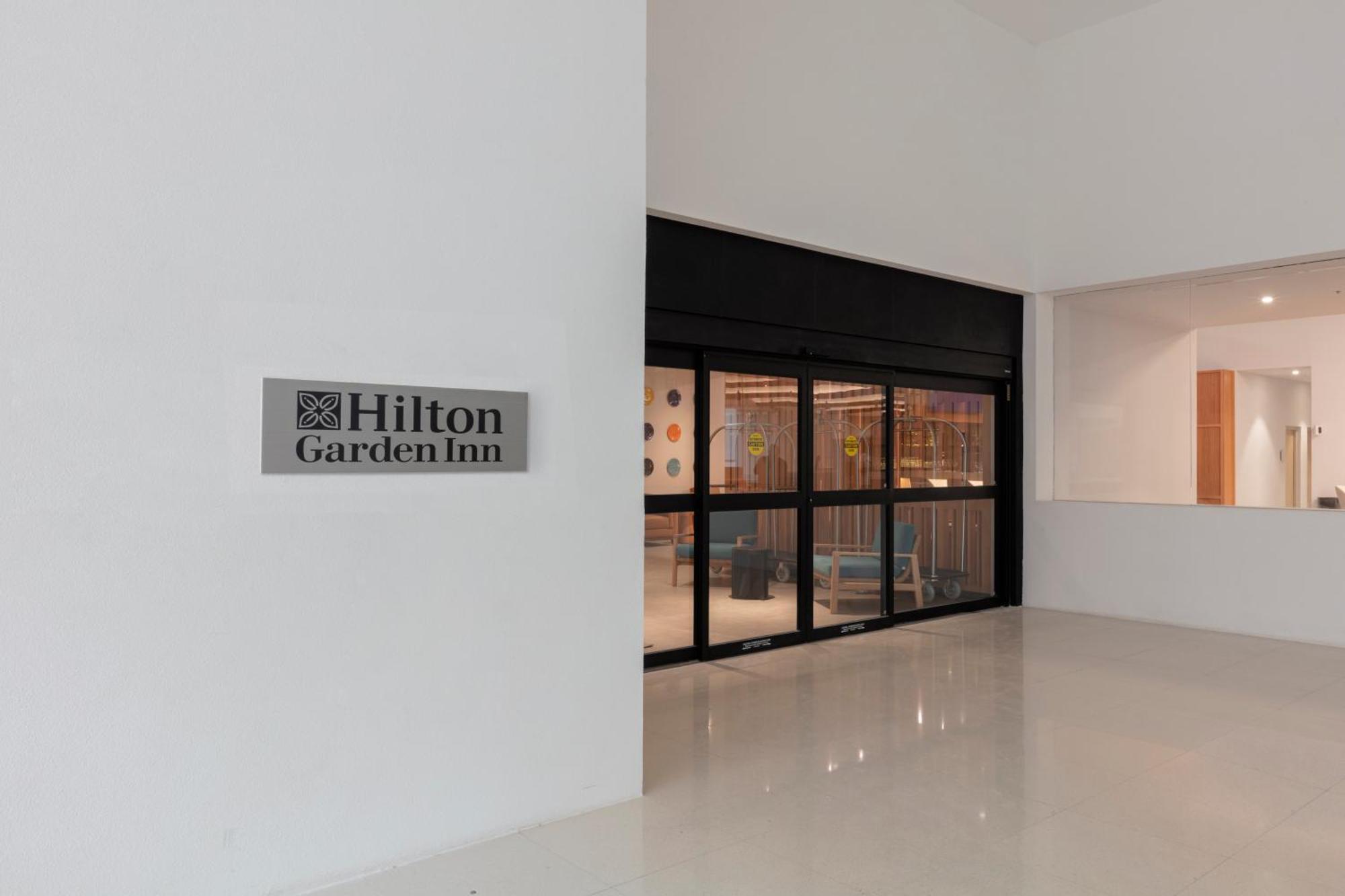 Hilton Garden Guadalajara Airport Hotel