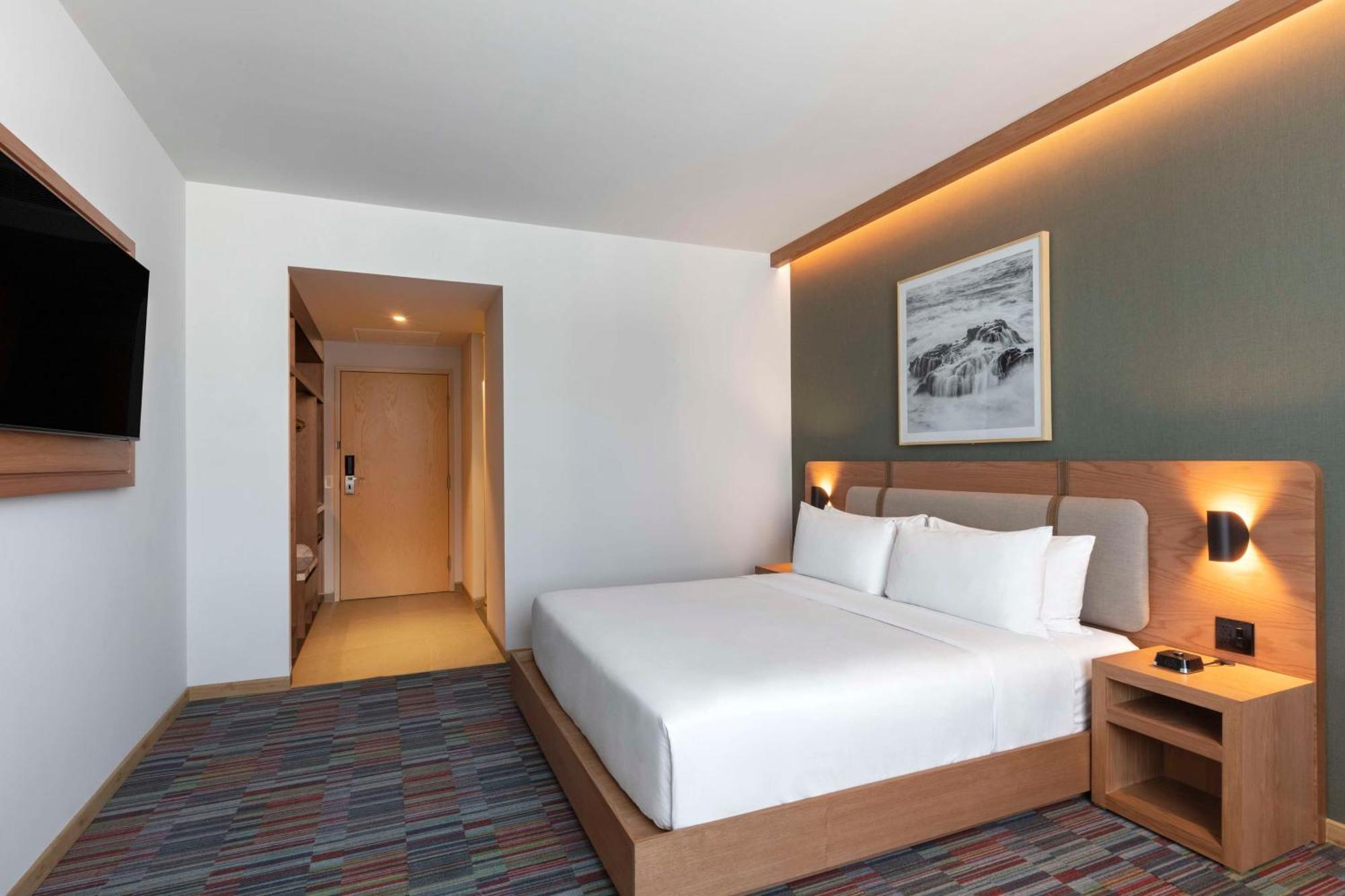 Hilton Garden Guadalajara Airport