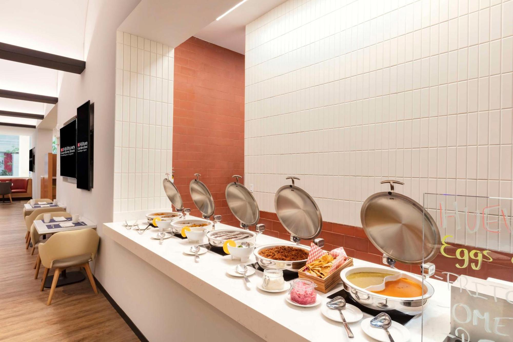 Hilton Garden Guadalajara Airport Hotel 3*